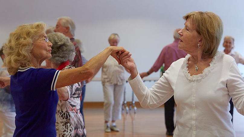 Senioren beim Tanzen